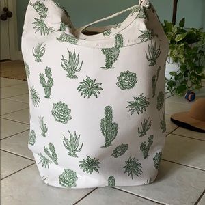 Cactus laundry basket